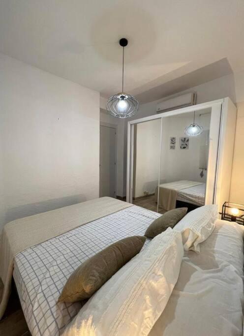 ベニドルムApartamento Centrico Y En Primera Linea De Playaアパートメント エクステリア 写真